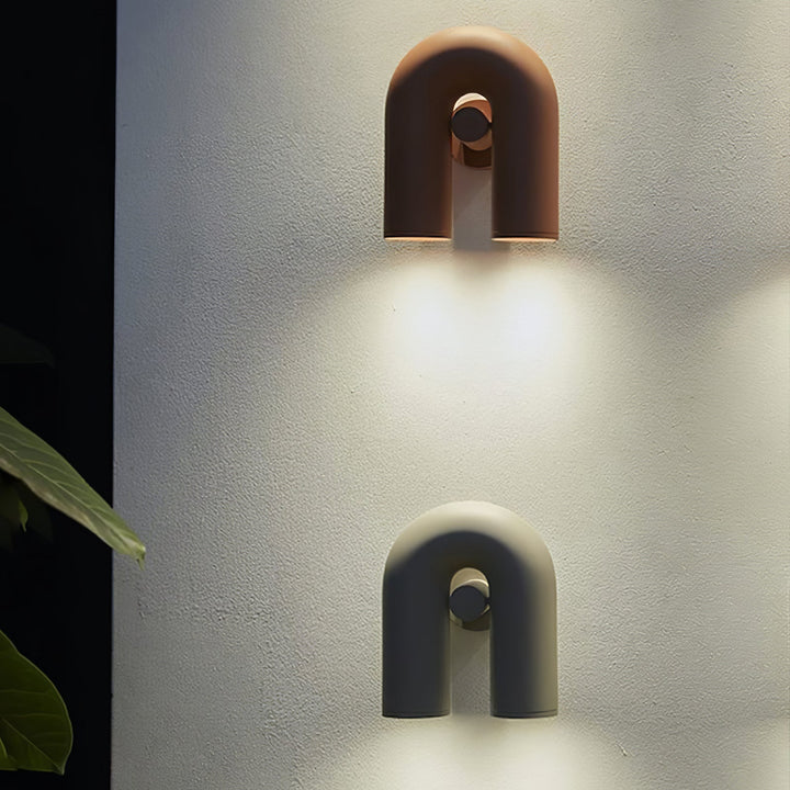 Circus Magic - Playful lighting with U-shaped modules | Kalsten