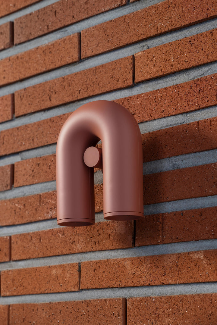 Circus Magic - Playful lighting with U-shaped modules | Kalsten