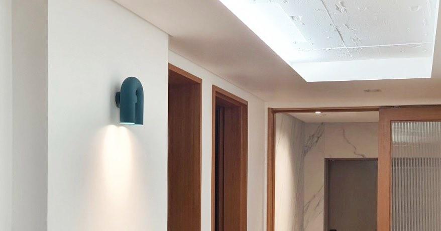 Circus Magic - Playful lighting with U-shaped modules | Kalsten