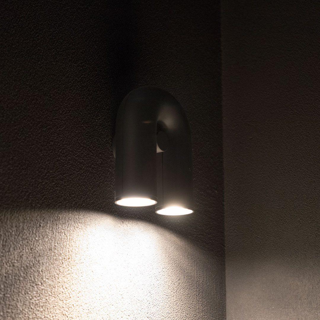 Circus Magic - Playful lighting with U-shaped modules | Kalsten