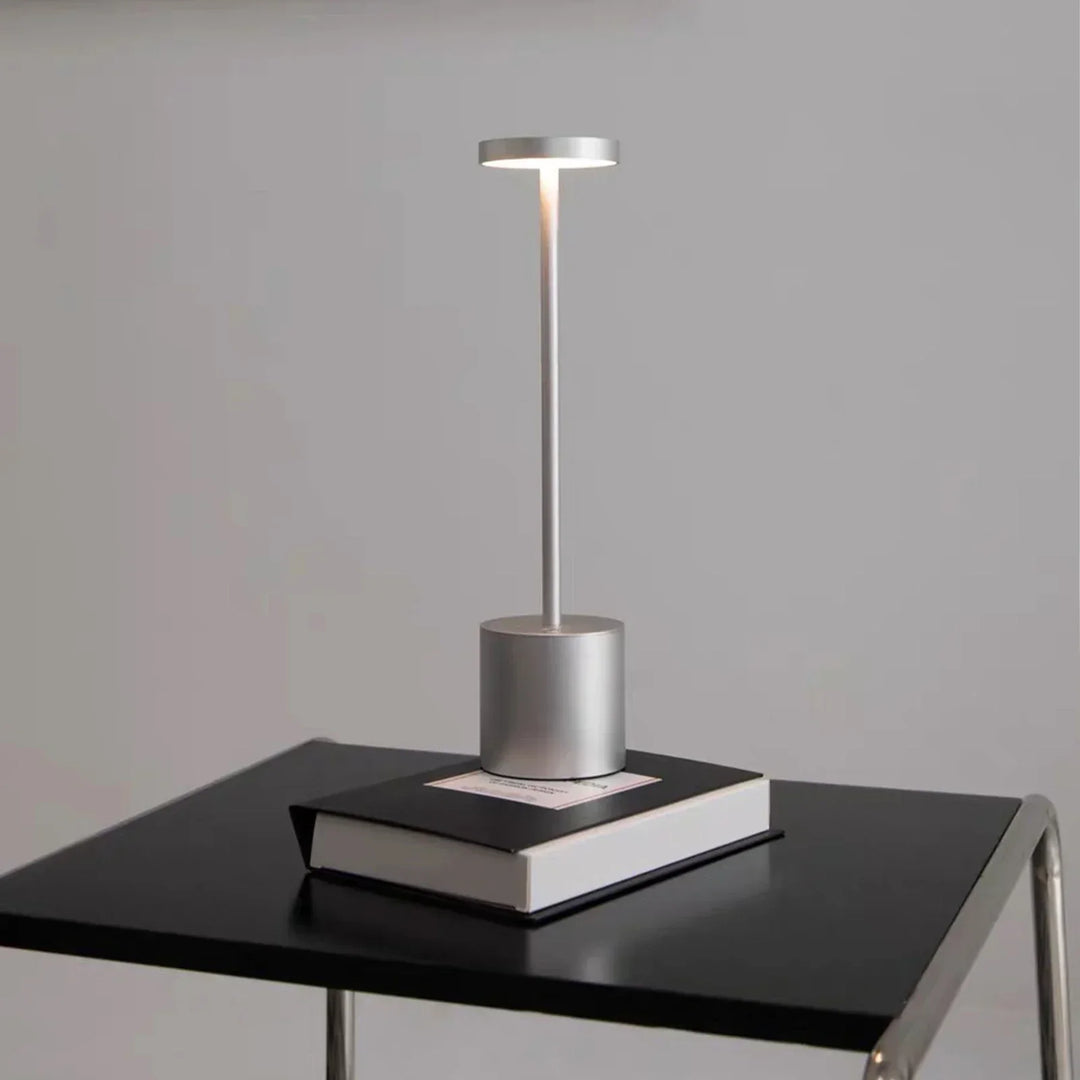 Kalsten | Classic wireless lamp - Touch sensor LED desk lamp with 3 adjustable color temperatures