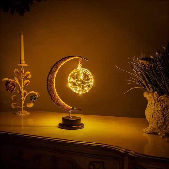 LunaGlow - Luxury Table Lamp - Moon Crescent - Wicker Design - Elegant Lighting | Kalsten