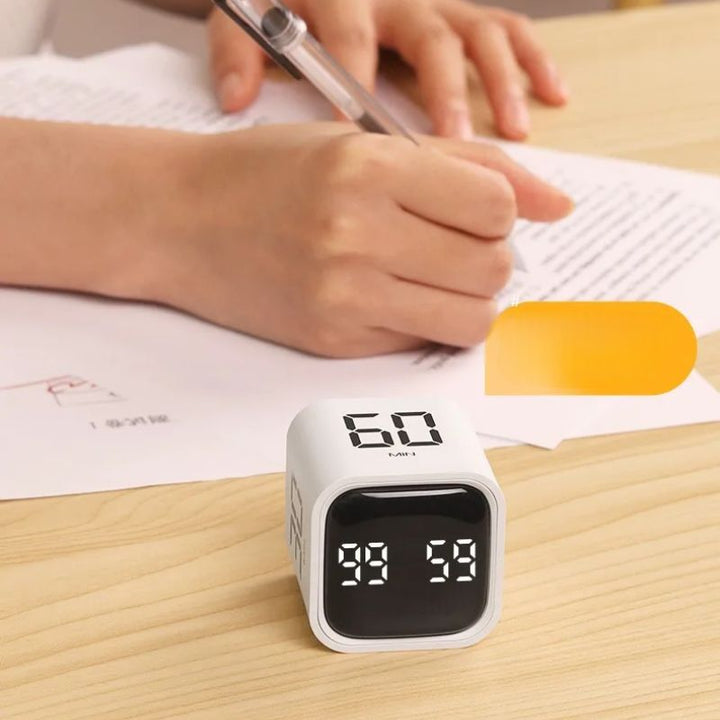 Kalsten | Smart Cube Timer with Gravity Sensing and LED Display