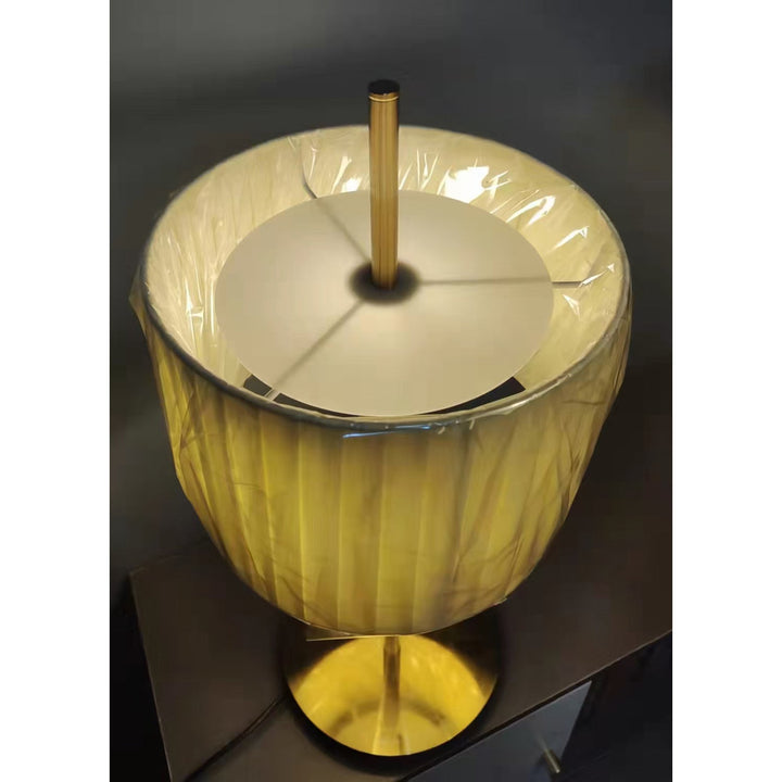 Danona Table Lamp | Kalsten