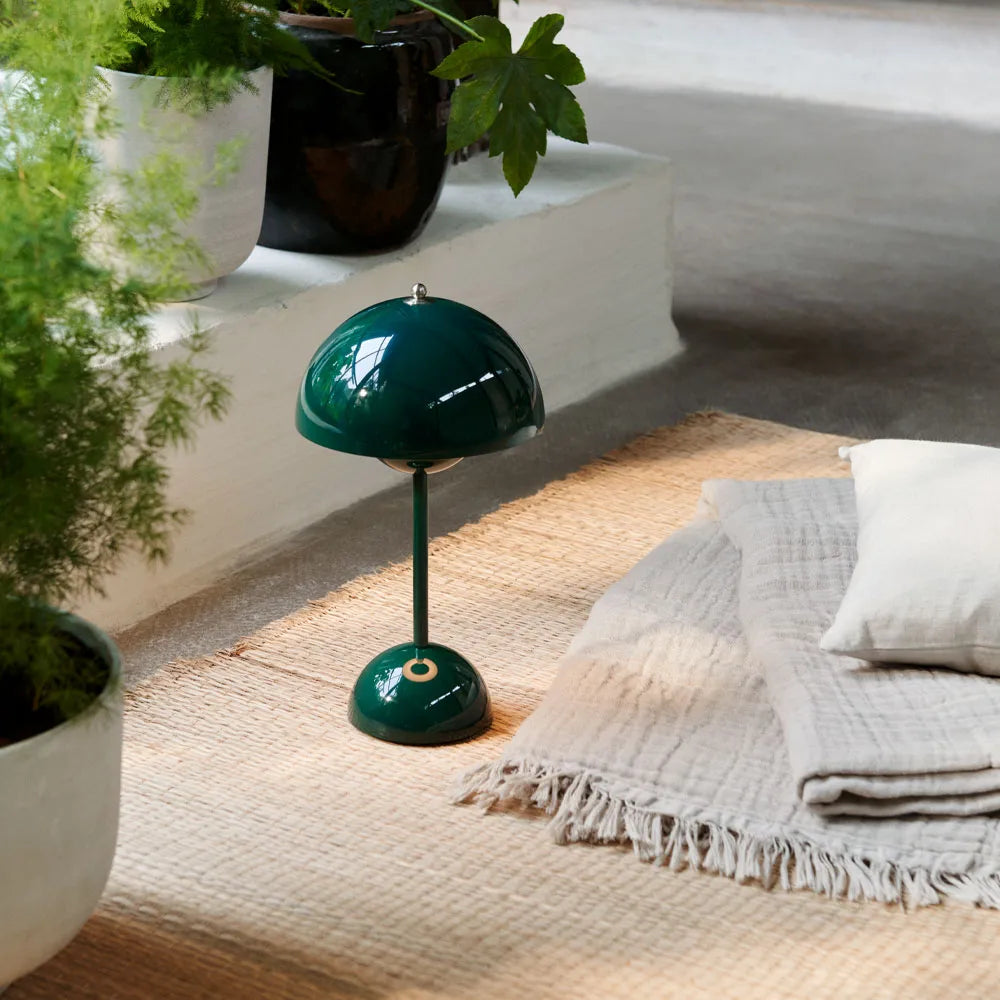 LED Mushroom Shaped Lamp for a Warm Atmosphere | Kalsten