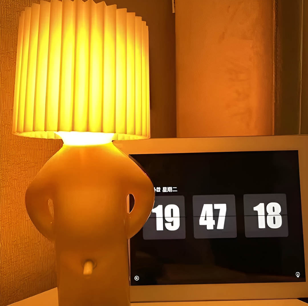 Lil'Lad table lamp | Creative LED night light in Shy Boy design | Kalsten