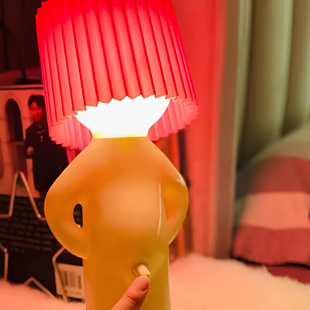 Lil'Lad table lamp | Creative LED night light in Shy Boy design | Kalsten