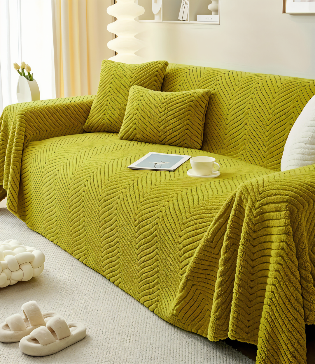 Kalsten | LuxuraWrap Sofa Cover – Non‑Slip Pet‑Friendly Couch Protector