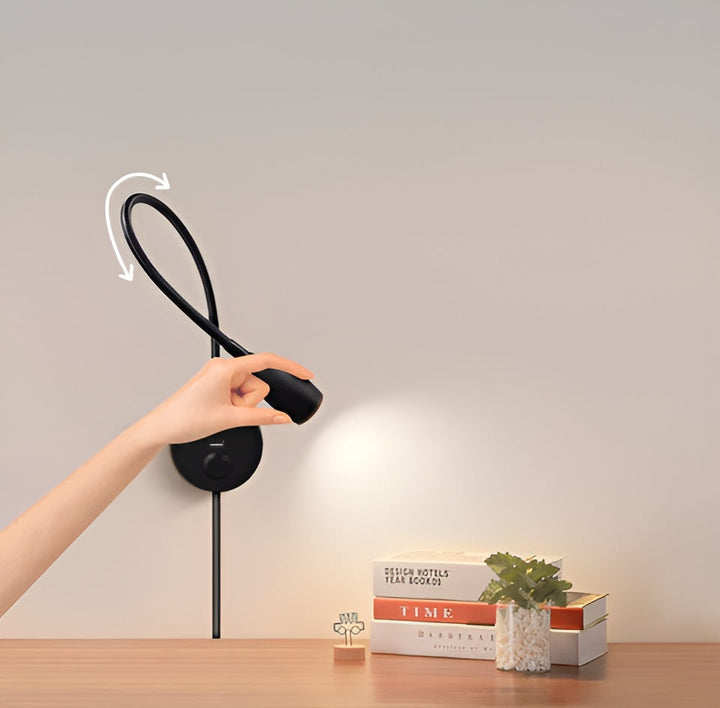 TouchGlow - 2-in-1-Swan-neck wall lamp with USB charger for cozy reading evenings | Kalsten