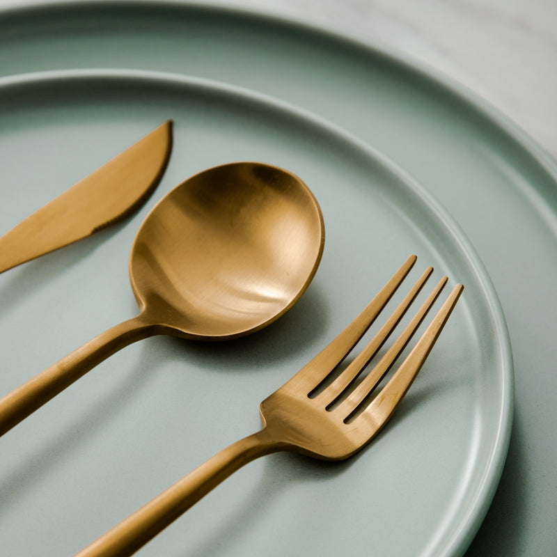 Modern Luxe Cutlery Set of Stainless Steel in Stylish Colors Kalsten