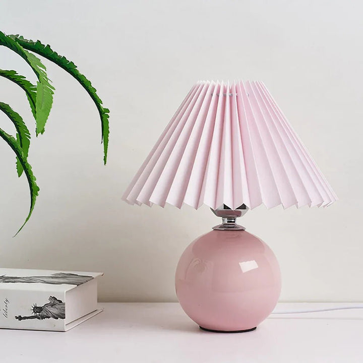 Elegant Vintage Table Lamp with Foldable Lampshade | Kalsten