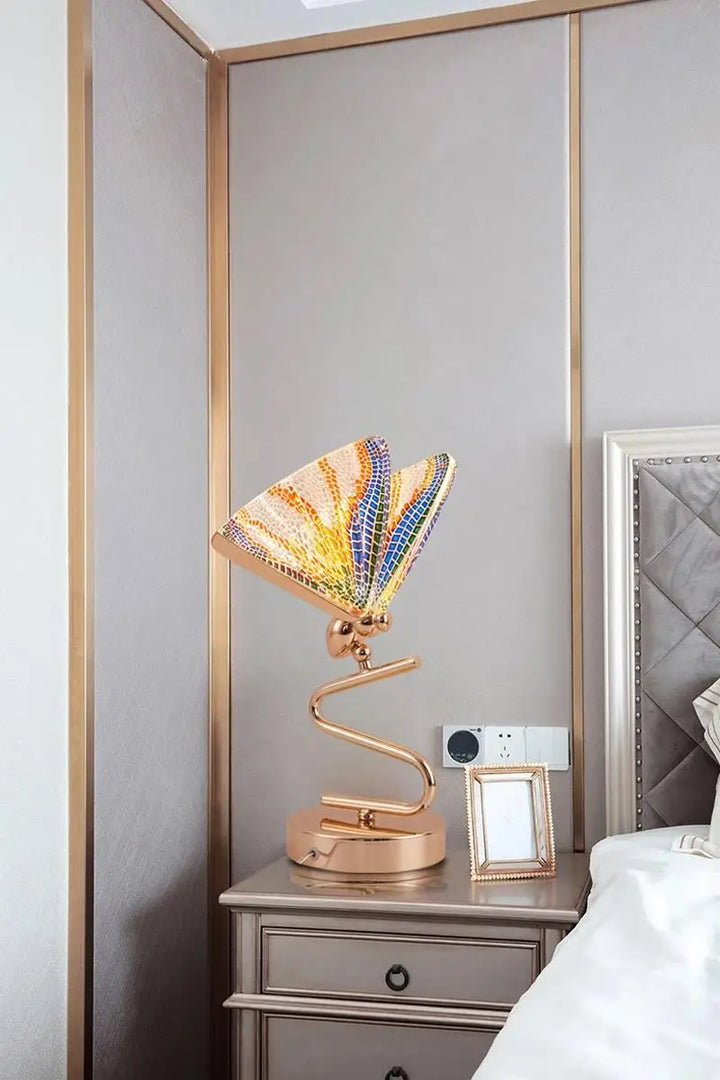 Luxury Butterfly Lamp with Warm Ambient Lighting – Elegant Accenting Kalsten