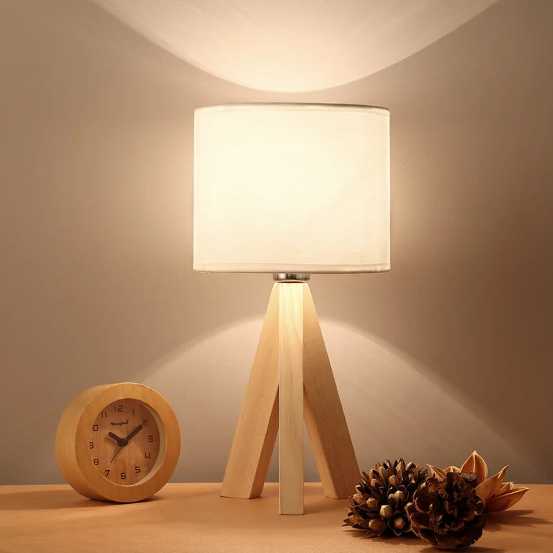LumiHout – Modern table lamp made of wood with warm, natural elegance | Kalsten