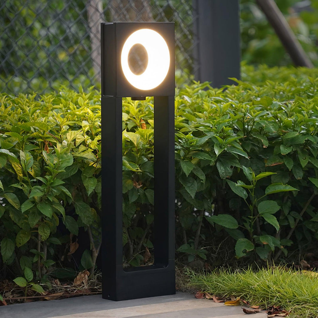 Molde Garden Outdoor Light 7.9' | Kalsten