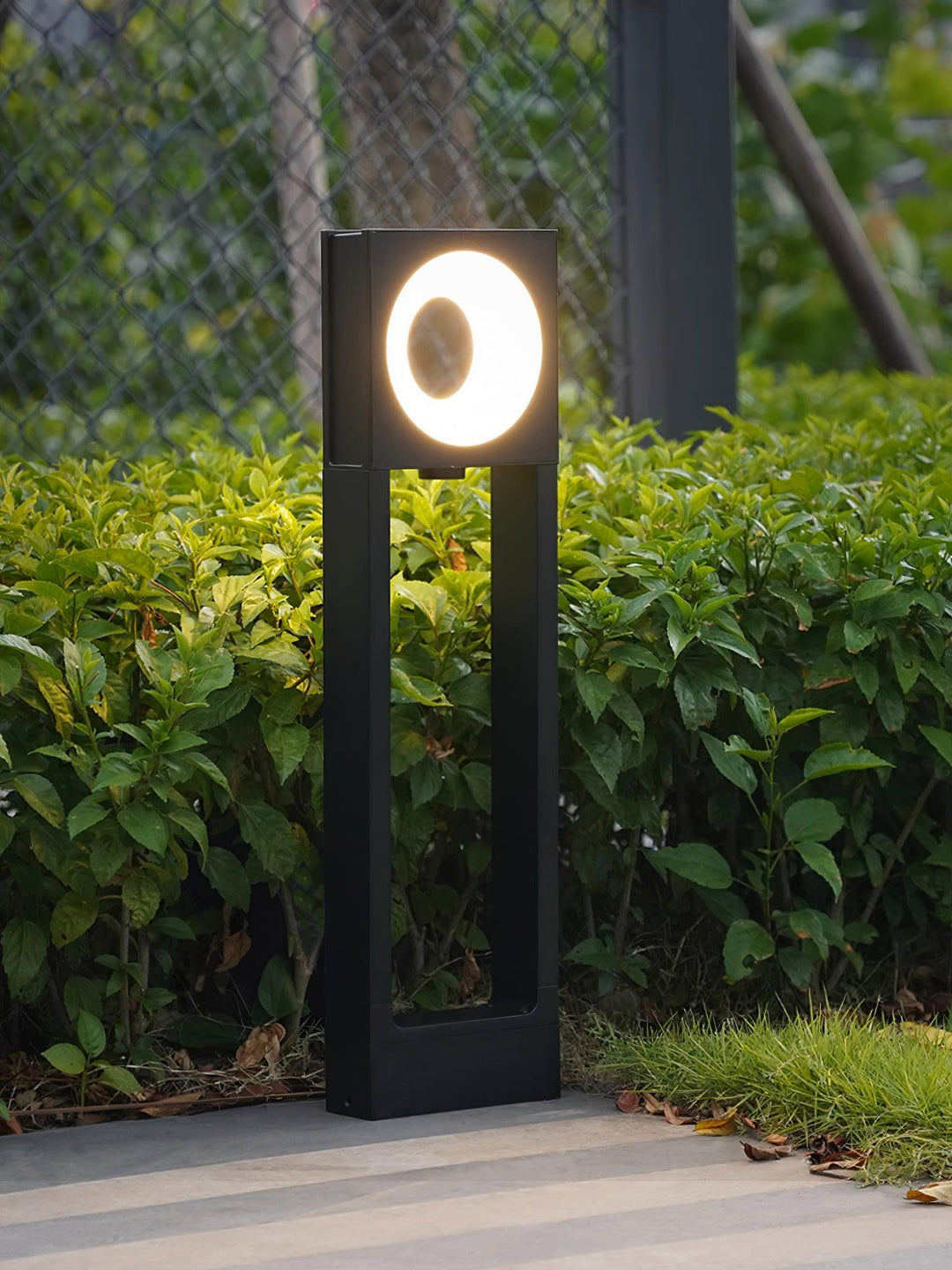 Molde Garden Outdoor Light 7.9' | Kalsten