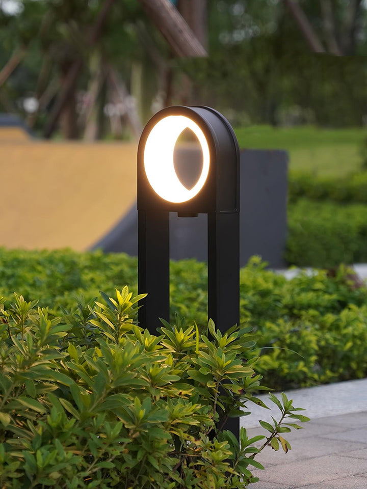 Molde Garden Outdoor Light 7.9' | Kalsten
