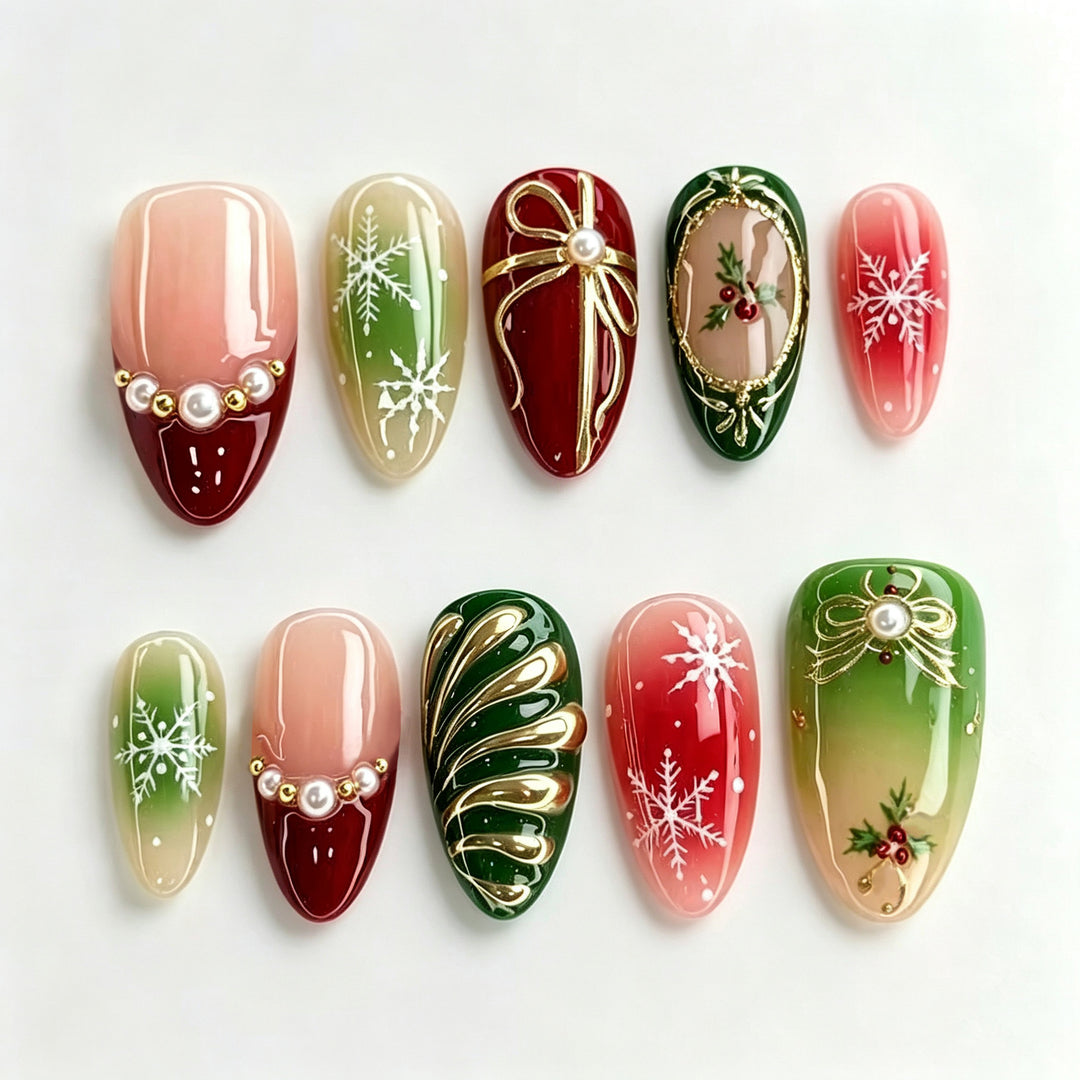 Holiday-Themed Press-On Nail Art Set 1790738720