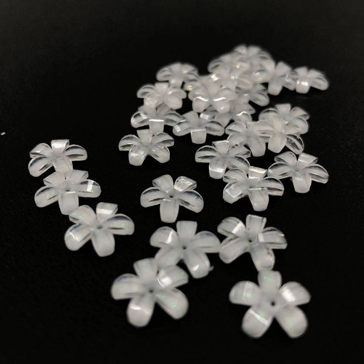 Delicate acrylic flower appliqués Kalsten