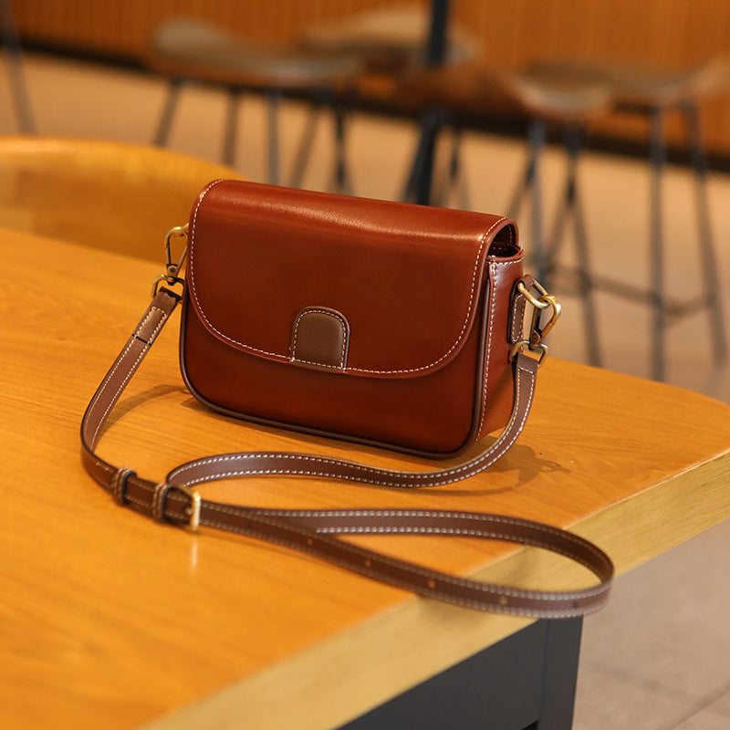 Elegant Leather Crossbody Bag  1791995269