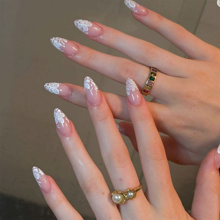Decorative Press-On Nail Art Set with Geometric Patterns