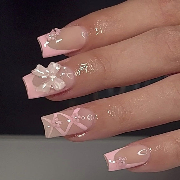 Glamorous Artificial Nails Kalsten