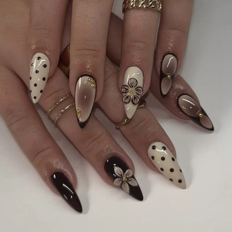 Creative artificial nails with elegant 3D flower accents Kalsten