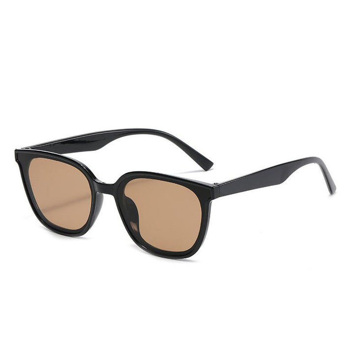 Ladies Cat-Eye Design Sunglasses with protective UV filter Kalsten