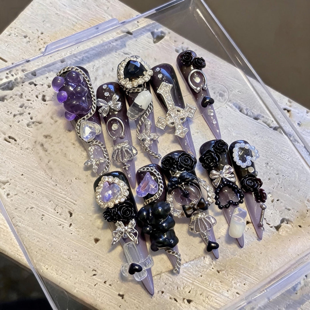 Decorative Gothic-Themed Press-On Nail Art Set