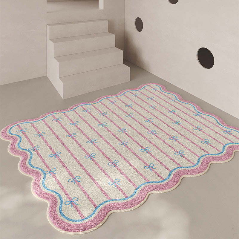 Decorative Scalloped Table Mat