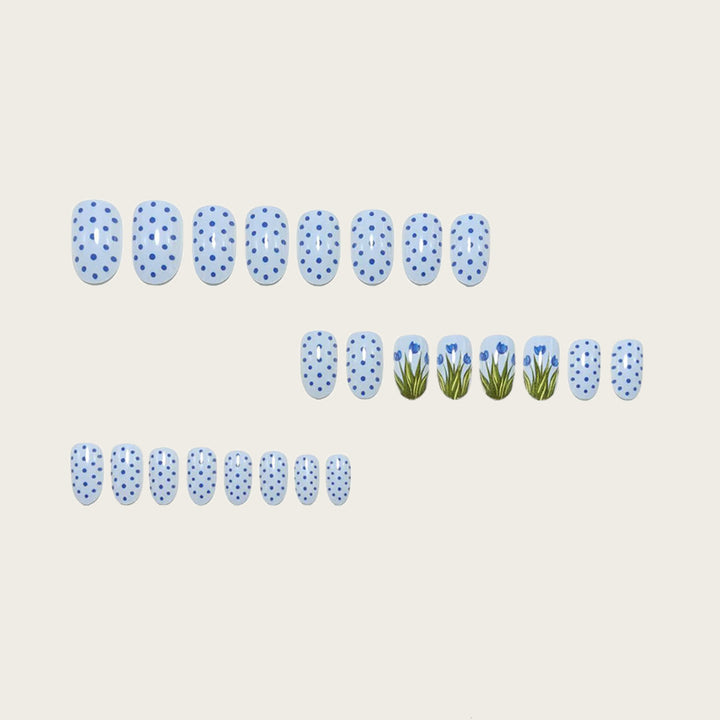 Artificial Nails in the Stylish Blue Flower Design Kalsten