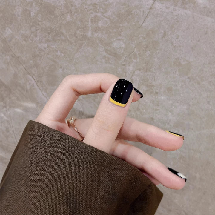 Artistic Press-On Nail Art Set with Modern Geometric Designs
