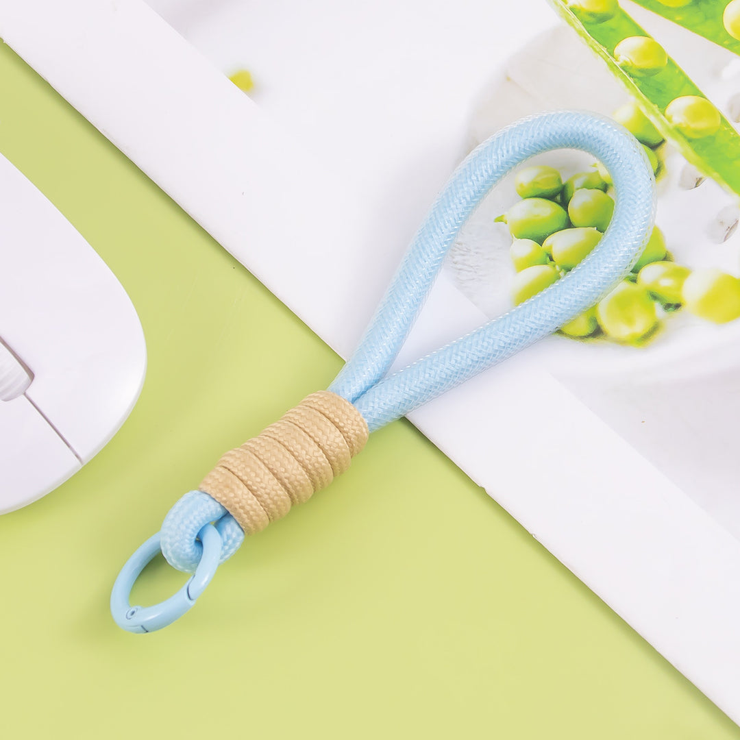 Versatile Paracord Keychain Holder Kalsten