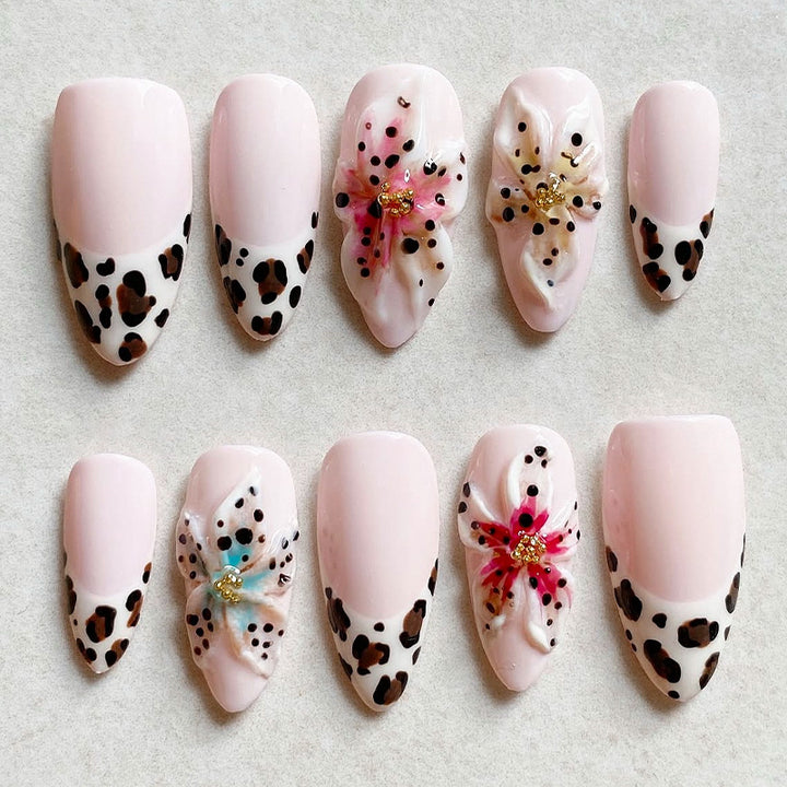 Artificial Nail Set with Floral and Animal Motifs Kalsten