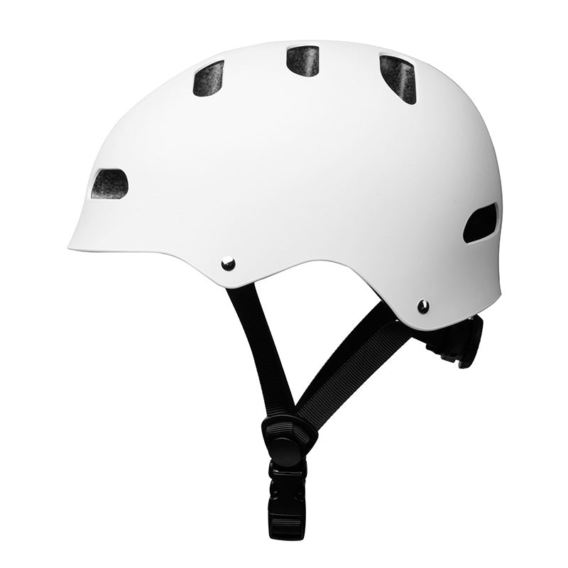 Skate helmet with advanced ventilation technology Kalsten