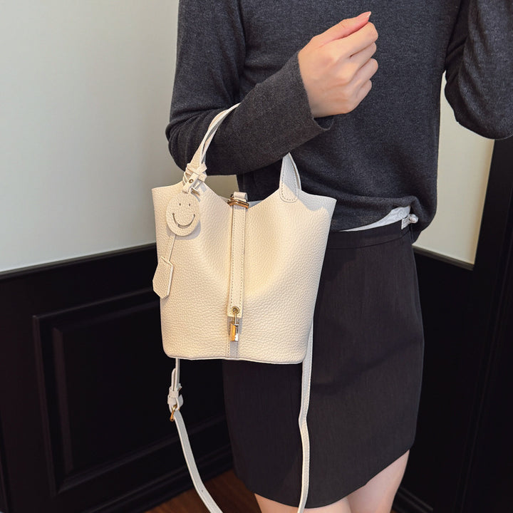 Chic Textured Shoulder Bag Kalsten