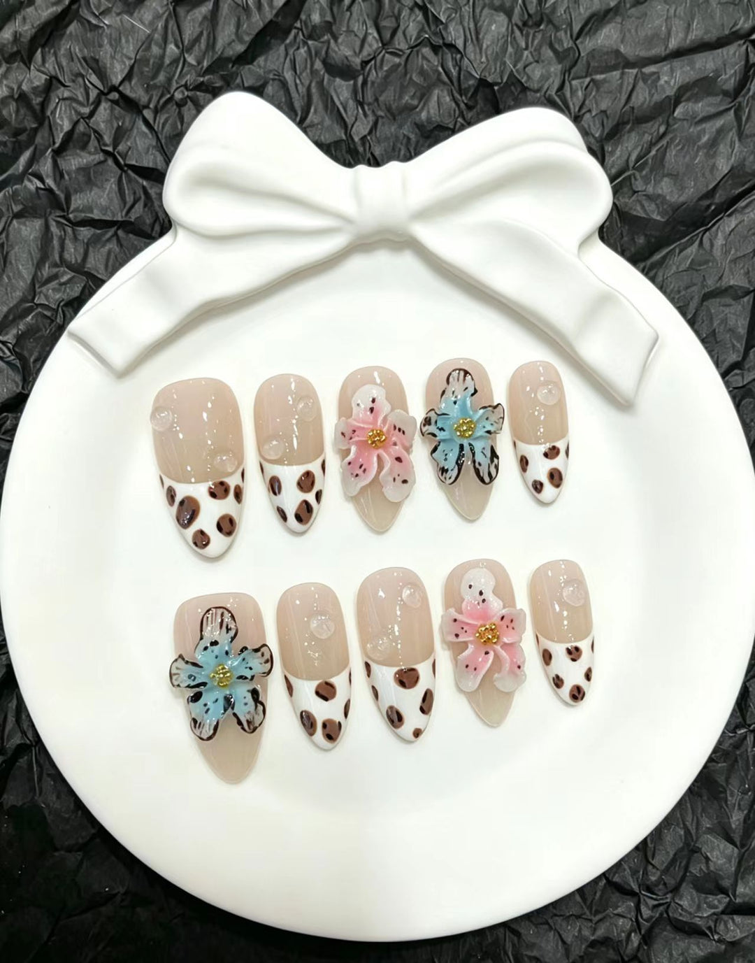 Artistic Press-On Nail Set with Floral and Animal Accents