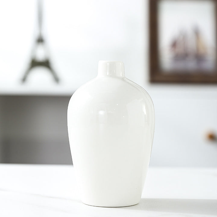 Elegant Ceramic Decorative Vase Kalsten