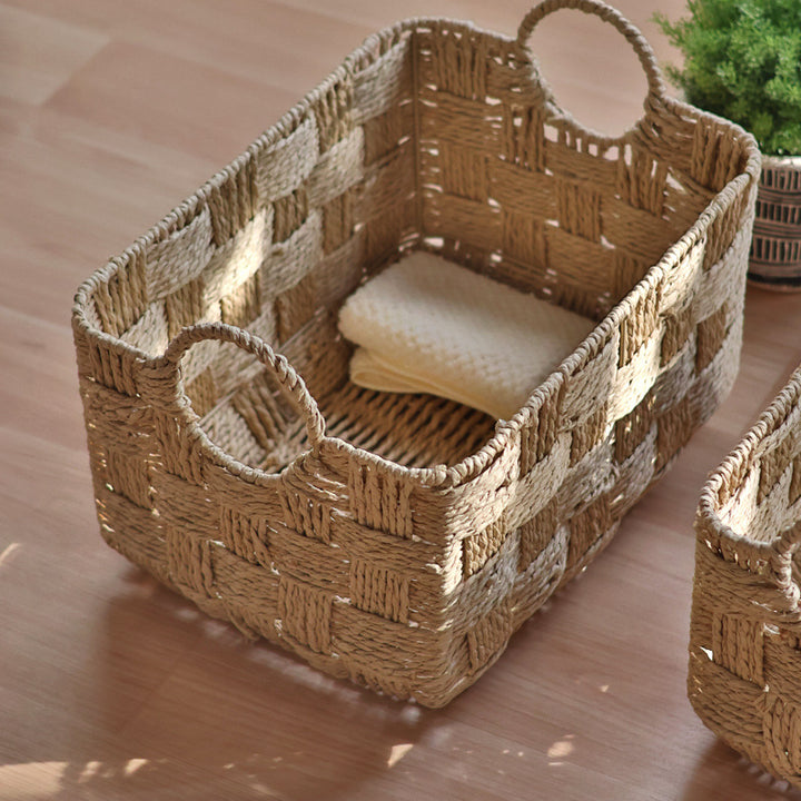 Handmade storage basket with practical handle Kalsten