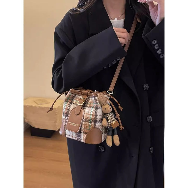 Fashionable Bucket Bag Kalsten