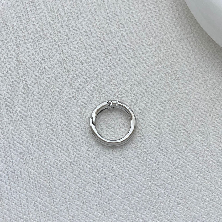 Versatile Circular Keyring Kalsten