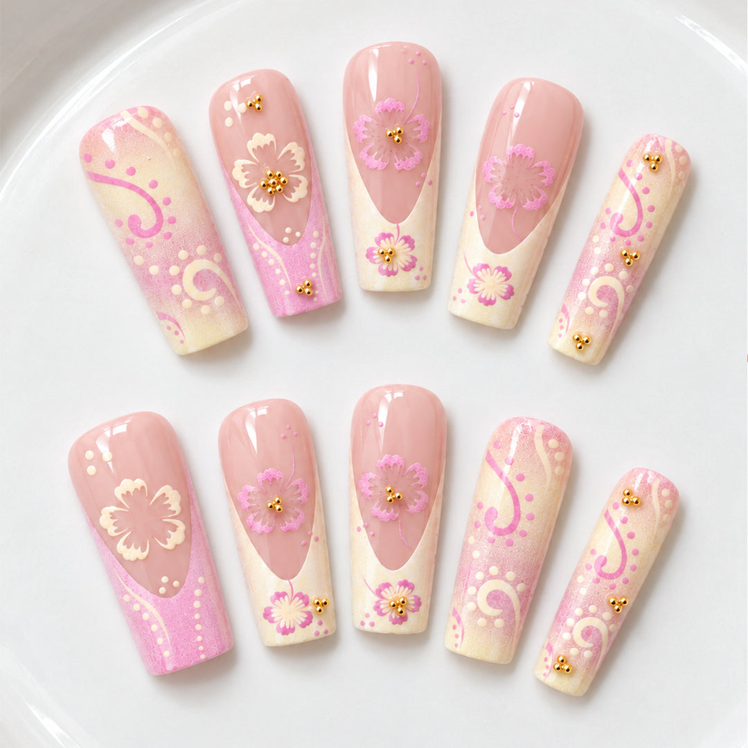 Floral Decorative Press-On Nail Design