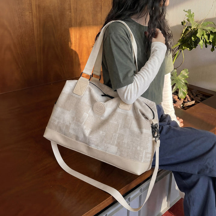 Spacious Multi-Functional Weekend Duffle Bag Kalsten