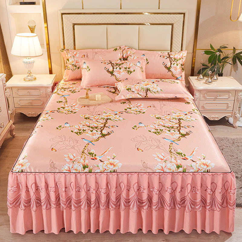 Ladies daybed cover with playful bear motif Kalsten