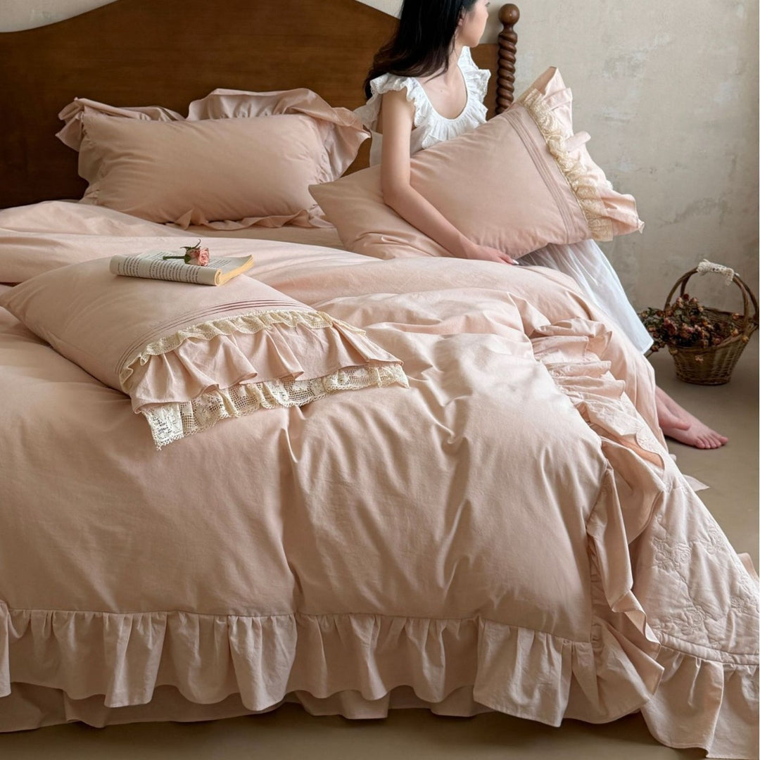 Romantic ruffle bedding set with lace trim and cotton-linen blend