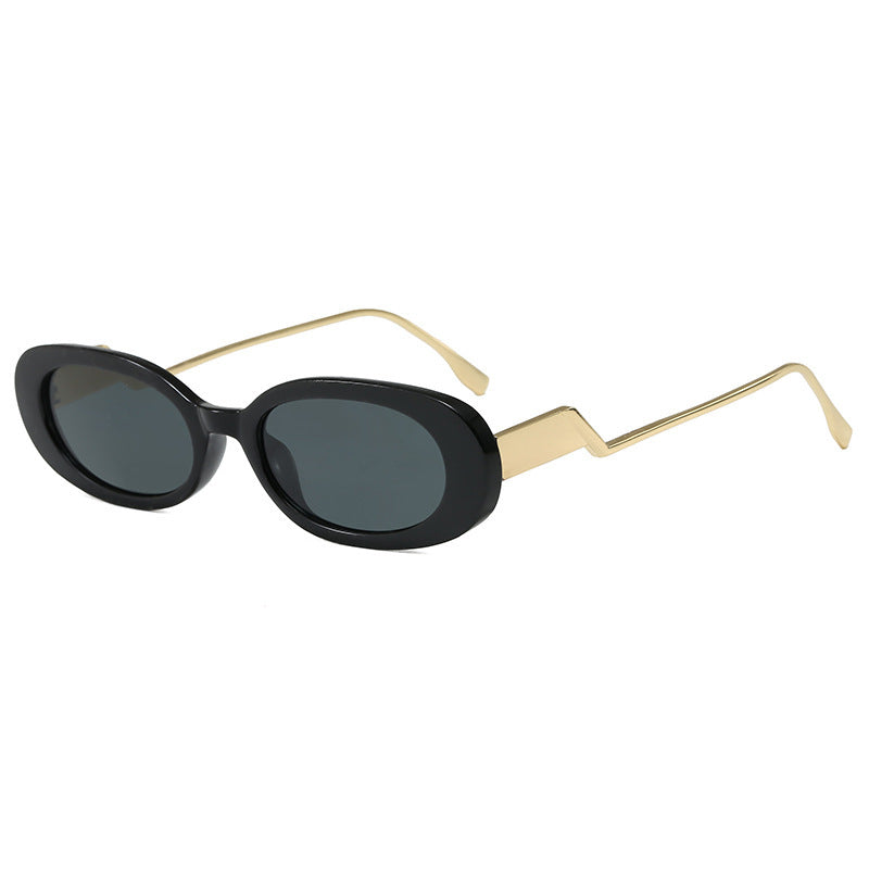 Women's retro-inspired sunglasses with contemporary design and striking frame Kalsten