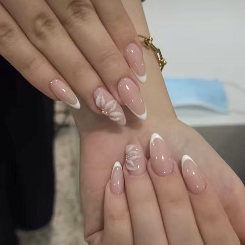 Elegant Press-On Nail Art with Floral Accents