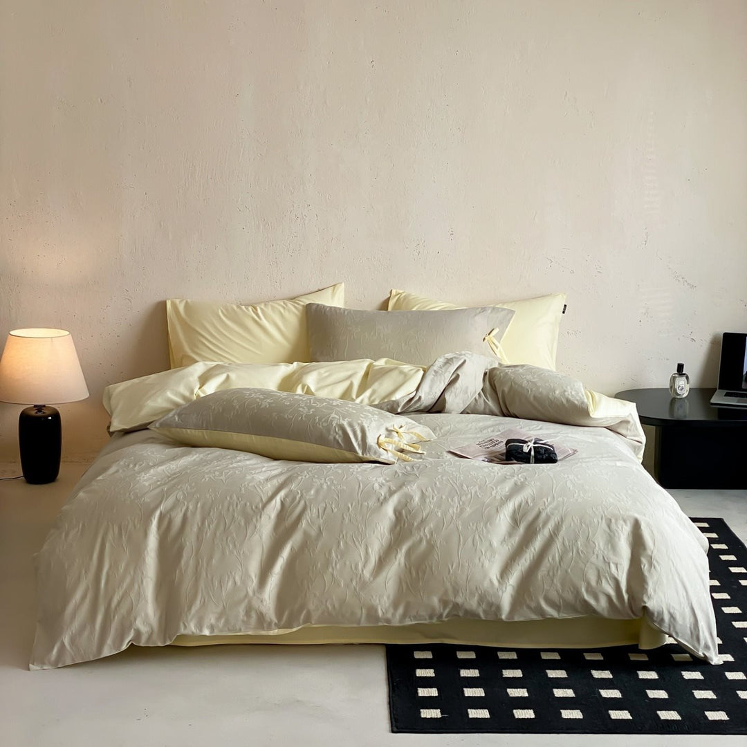 Elegant cotton satin bedding set with reversible function and ties