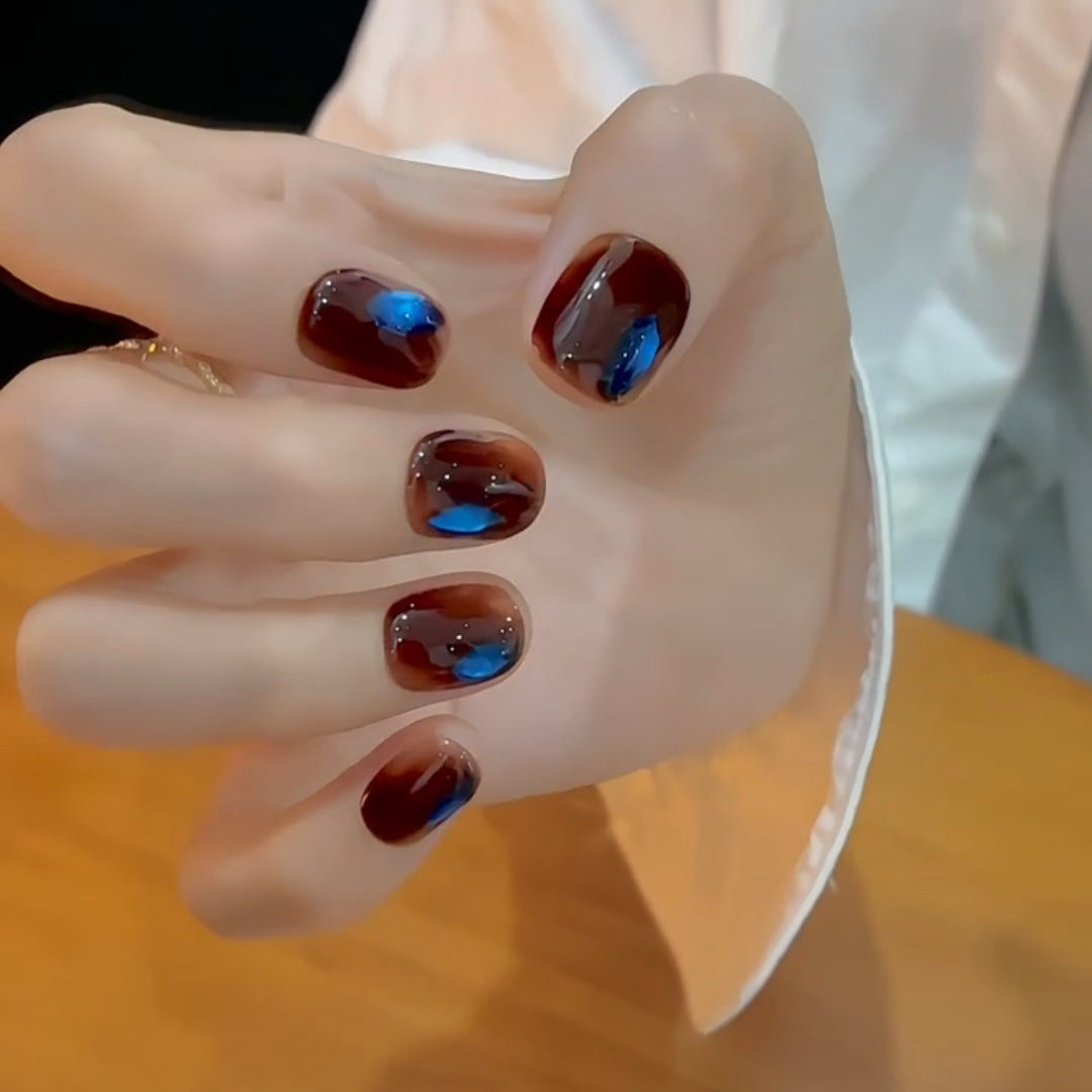 Artificial Nails in Modern Gradient Colors Kalsten