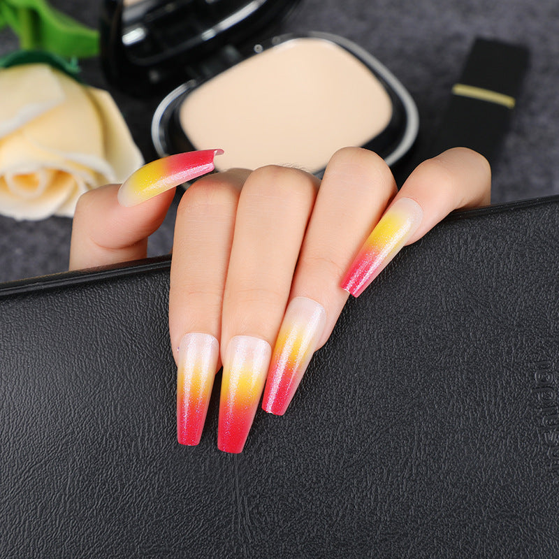 Glamorous artificial nails with gradient Kalsten
