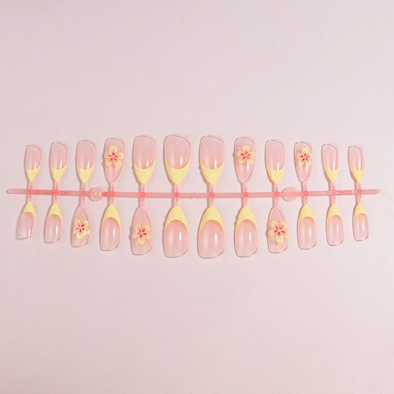 Floral Accent Press-On Nail Set Kalsten